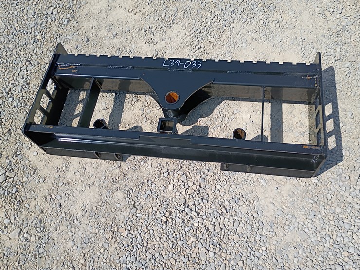 #l39-035-•-wolverine-multipurpose-frame-skid-steer-attachment-image-1