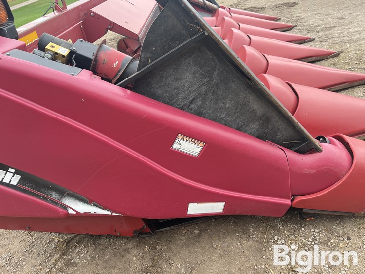 2011-case-ih-2606-image-9