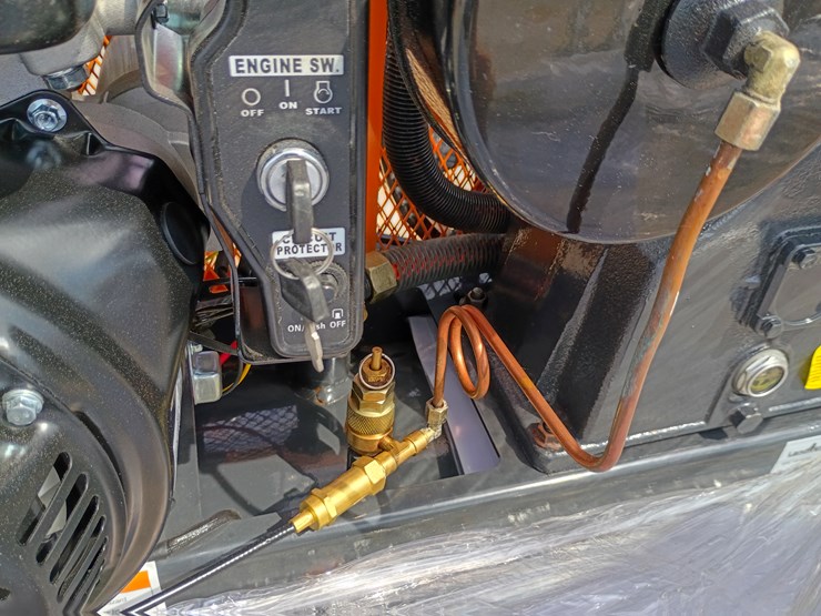 #l39-010-•-40-gallon-2-stage-truck-mounted-air-compressor-image-13