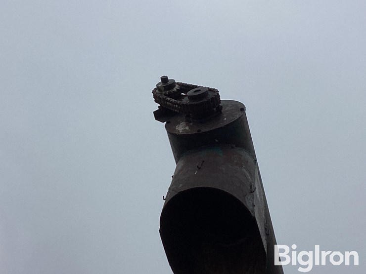 minneapolis-moline-445-image-18