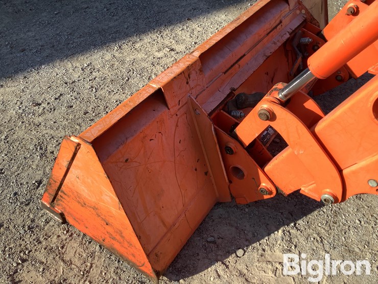 2014-kubota-m108s-image-20