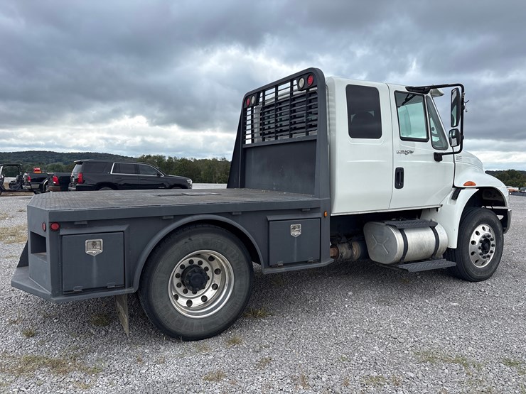 2009-international-durastar-4300-image-4