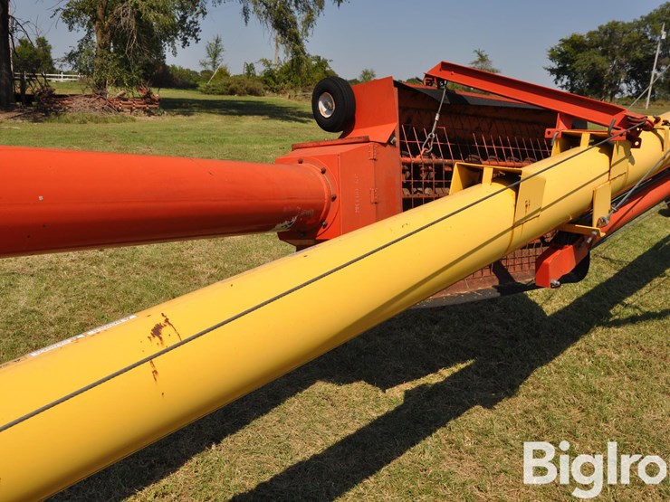 westfield-mk100-71-10"x71'-swing-away-auger-image-15