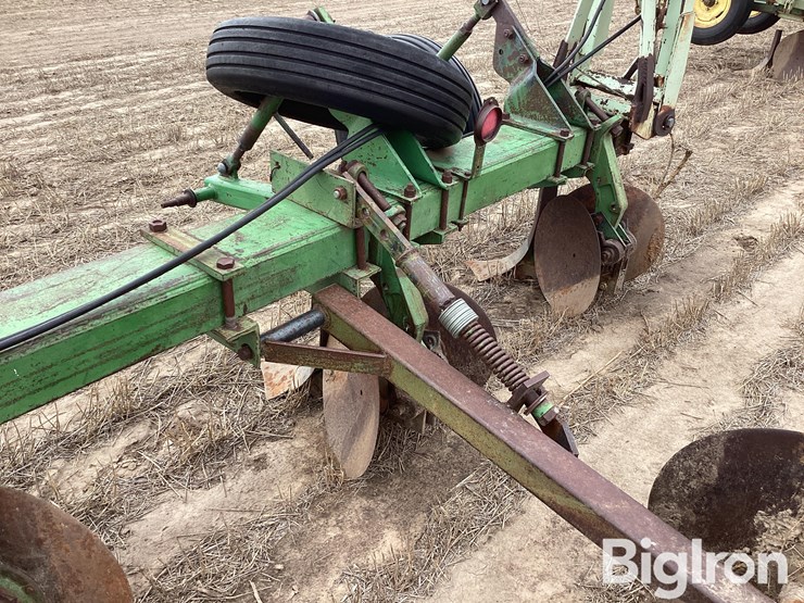john-deere-25-image-17