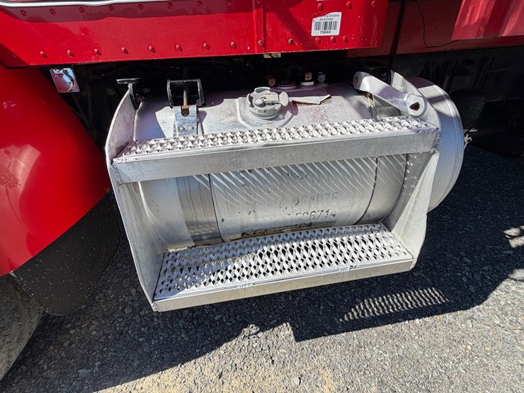 #29386-•-peterbilt-quad-axle-flatbed-truck-image-33