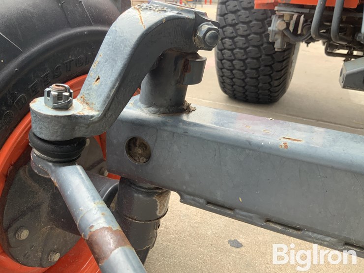 2010-kubota-l2800f-image-19