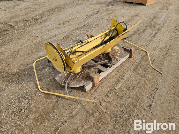 new-holland-70-image-5