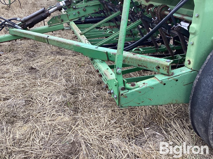 john-deere-8300-image-12