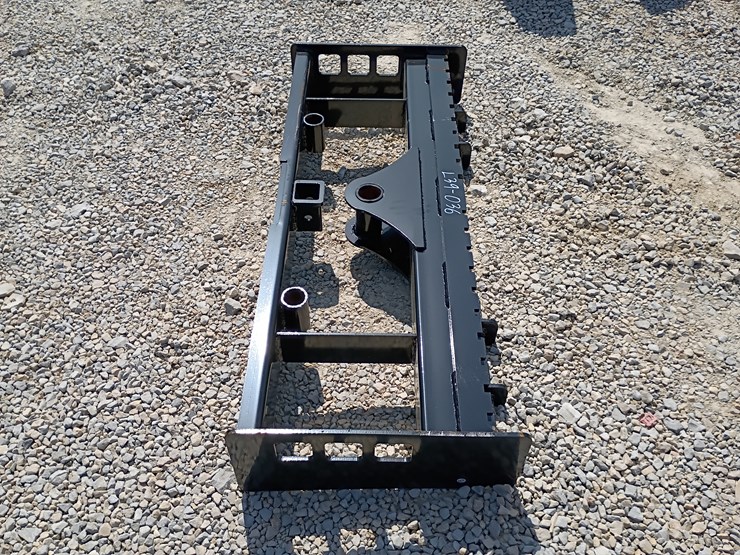 #l39-036-•-wolverine-multipurpose-frame-skid-steer-attachment-image-2