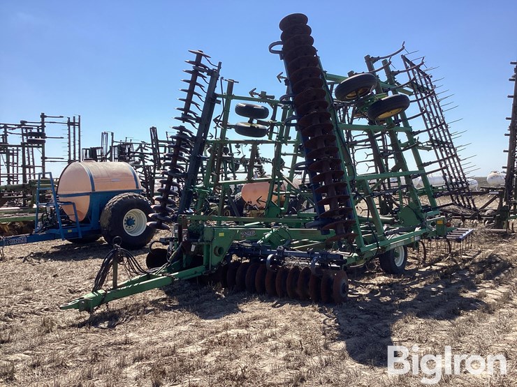 john-deere-726-image-1