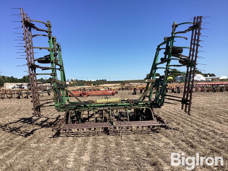 john-deere-1610-image-6