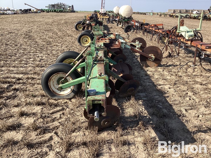 john-deere-30-image-8