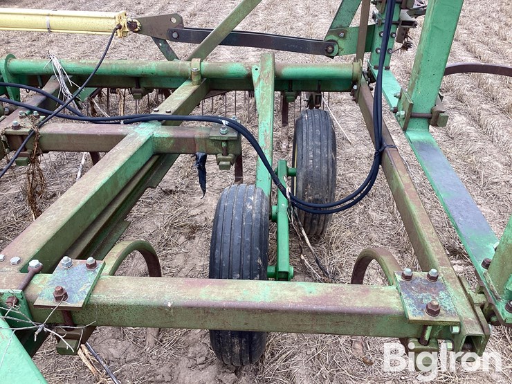 john-deere-1610-image-20