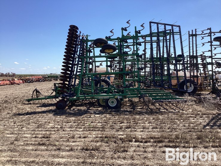 john-deere-726-image-8