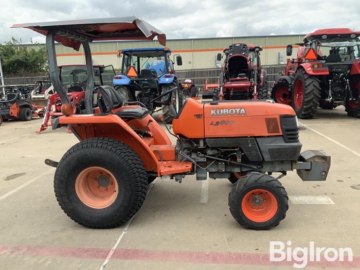 2010-kubota-l2800f-image-4