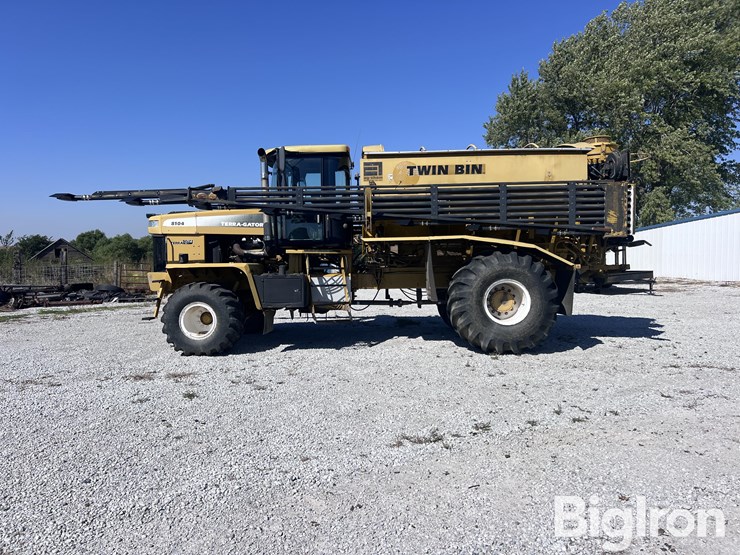 ag-chem-terra-gator-8104-image-8