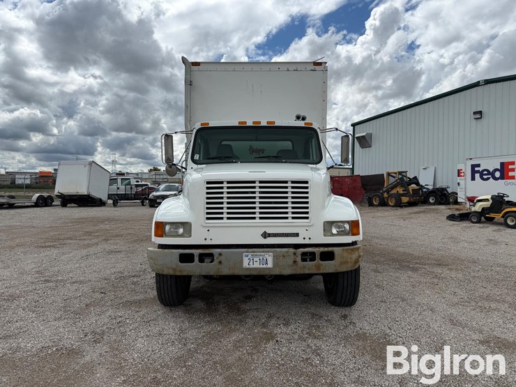 international-4700-image-2