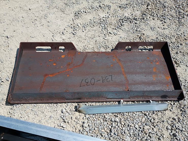 #l39-040-•-heavy-duty-mounting-plate-skid-steer-attachment-image-3