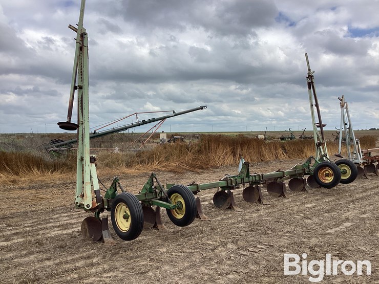 john-deere-25-image-3