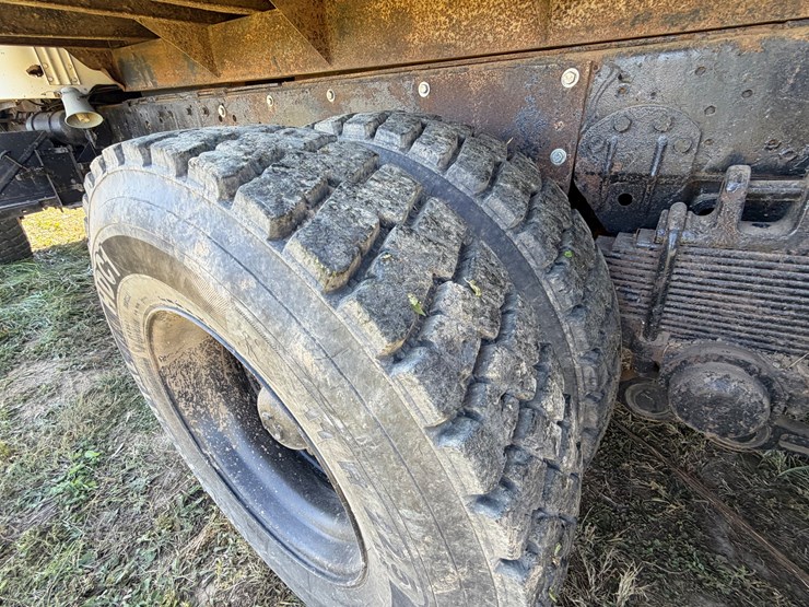 #29388-•-military-tandem-axle-dump-truck-image-12
