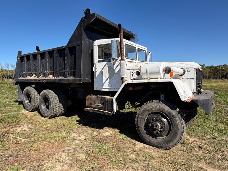#29388-•-military-tandem-axle-dump-truck-image-3