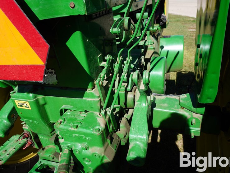 1957-john-deere-720-image-18