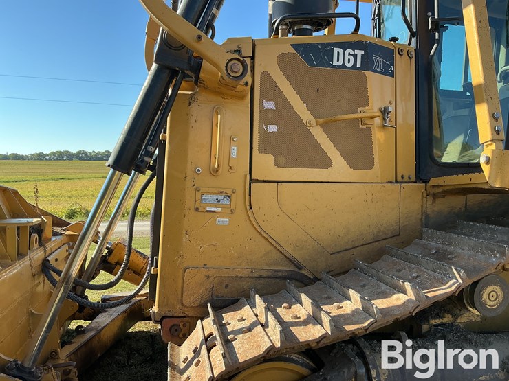 2013-caterpillar-d6t-xl-image-16