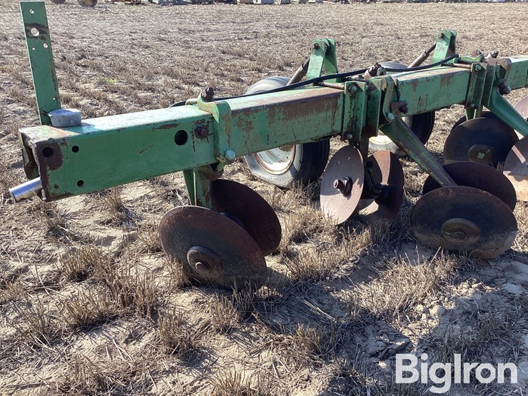john-deere-30-image-13