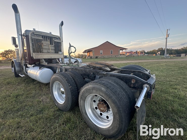 1999-peterbilt-379-image-7