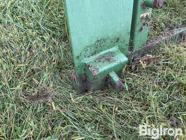 john-deere-h-image-10