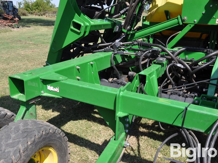 john-deere-1990-image-16