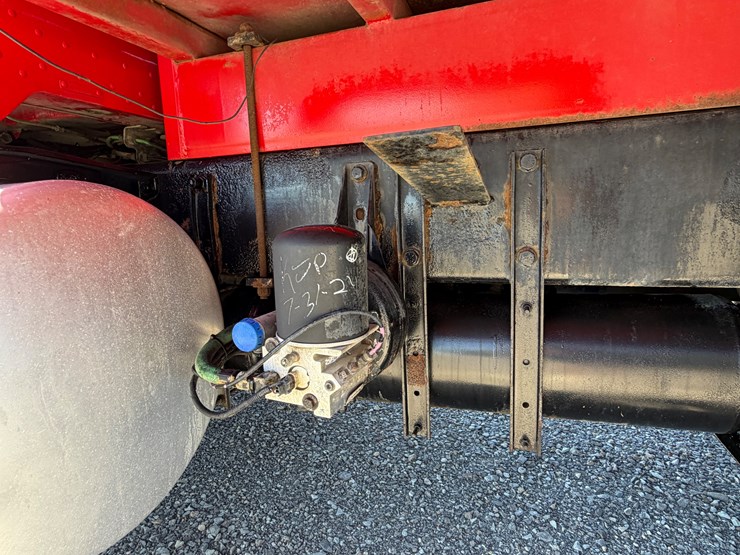 #29386-•-peterbilt-quad-axle-flatbed-truck-image-18