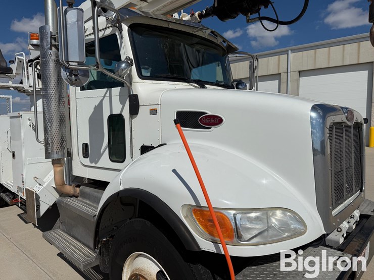 2016-peterbilt-337-image-9