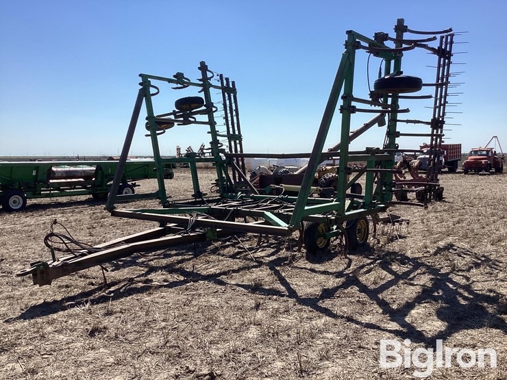 john-deere-1610-image-1