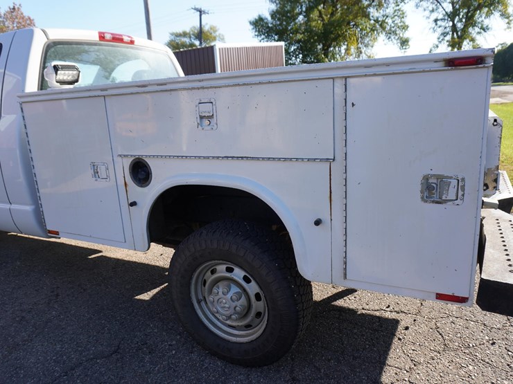 2005-dodge-ram-2500-image-18