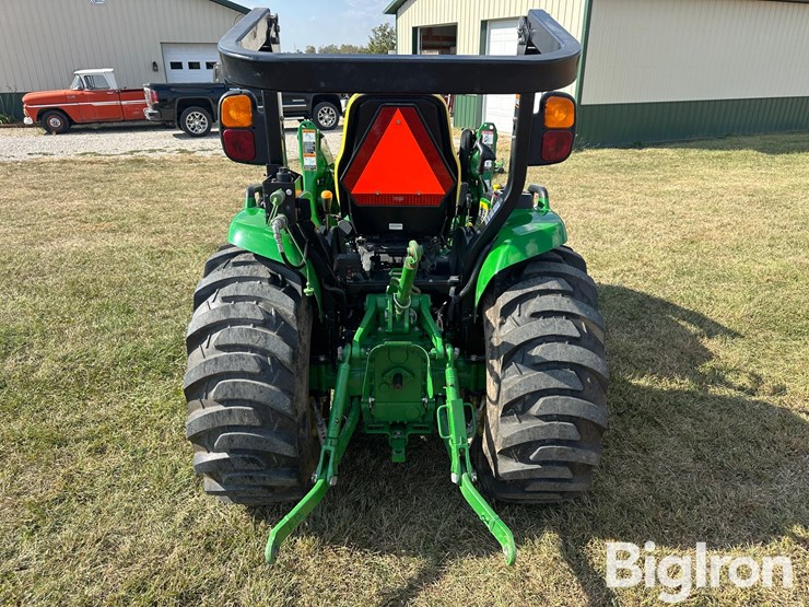 2014-john-deere-3039r-image-6