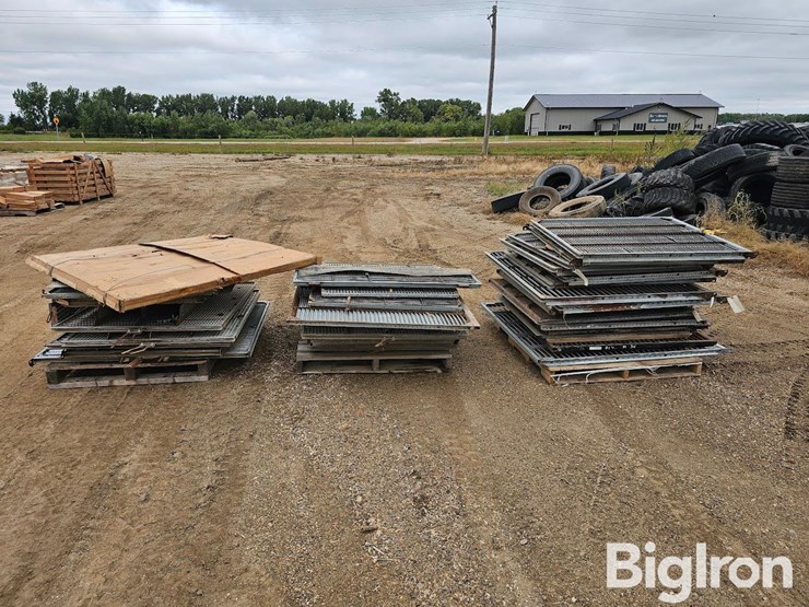 new-holland-25-image-2