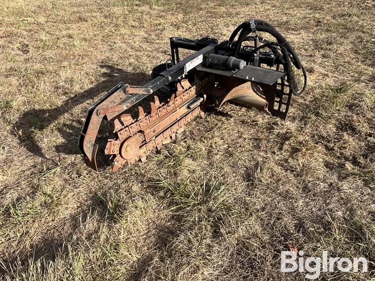 2019-john-deere-27-image-1