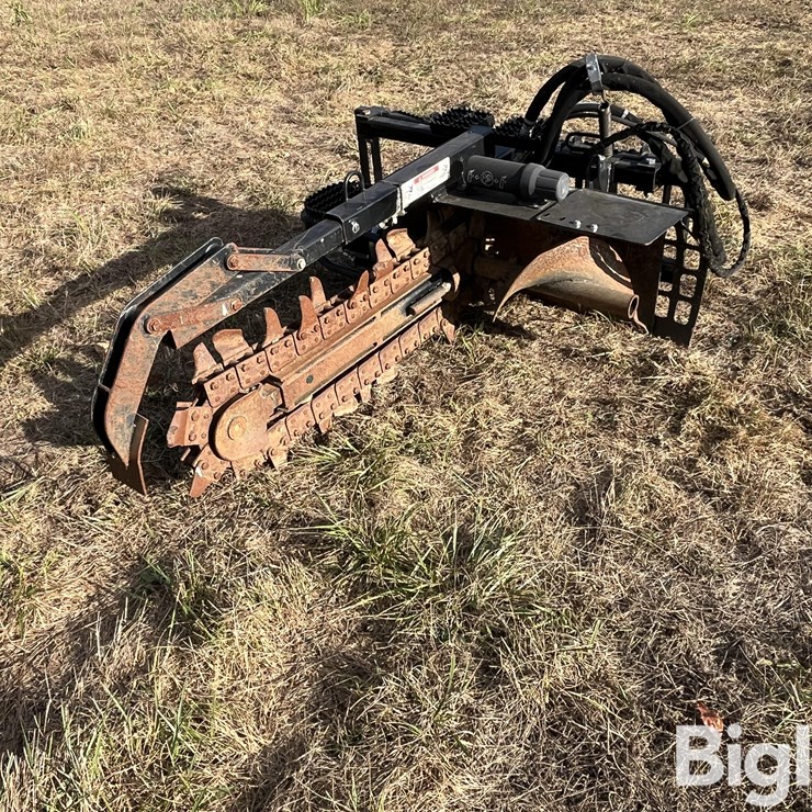 2019 JOHN DEERE 27