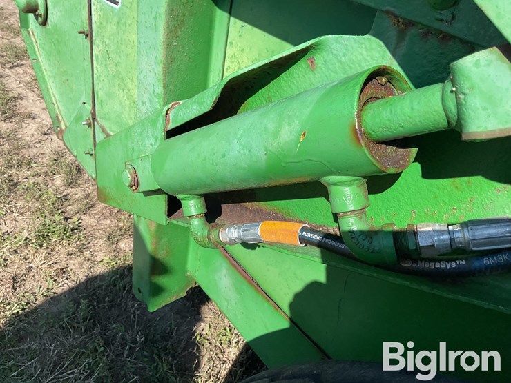 john-deere-450-image-17