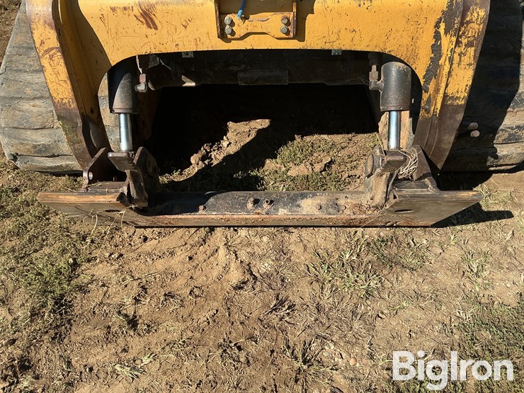 2004-caterpillar-277b-image-16