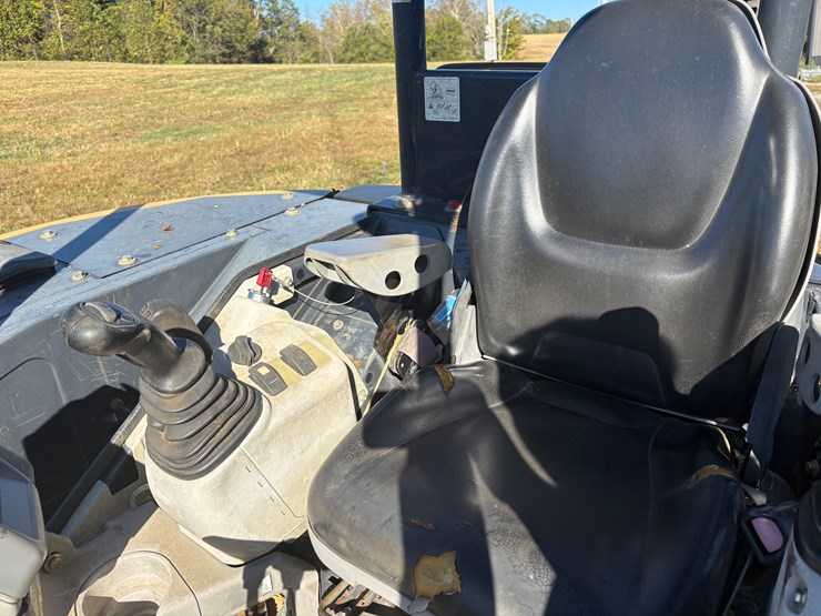 deere-50g-image-21