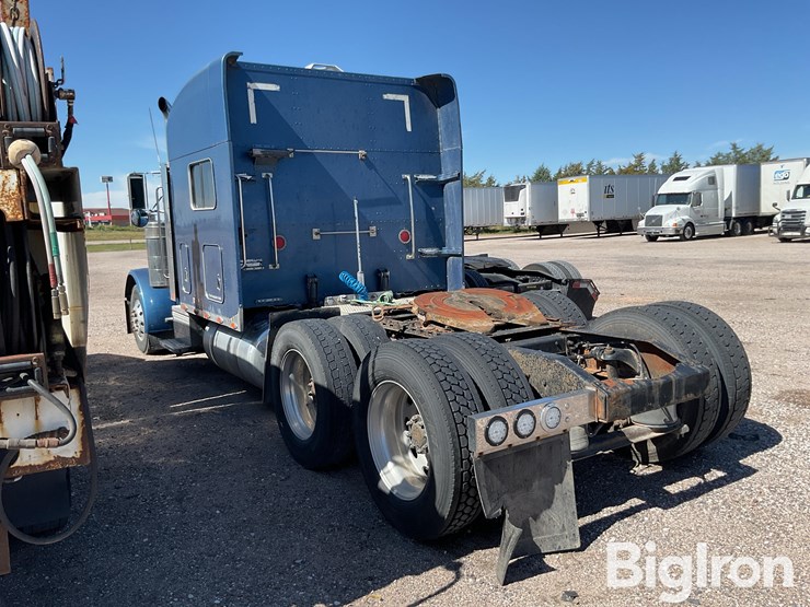 2000-peterbilt-379-image-7