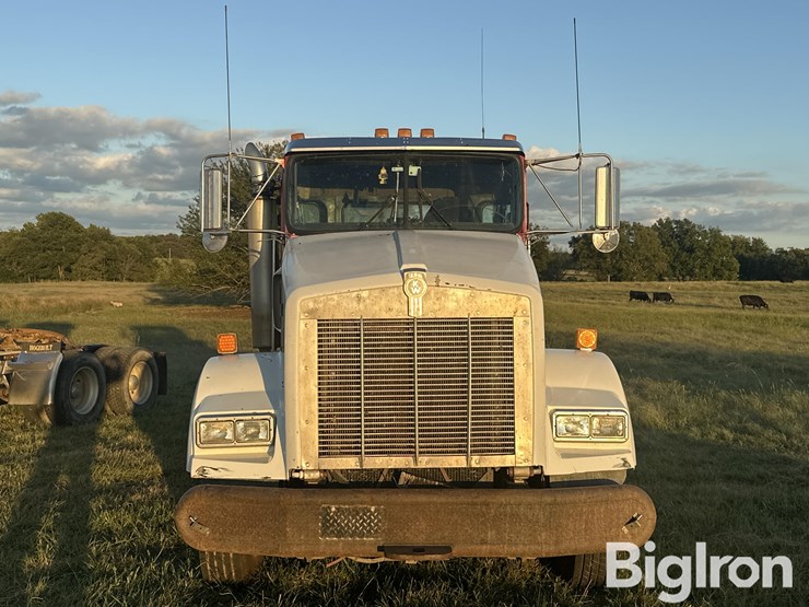 2000-kenworth-t800-image-2