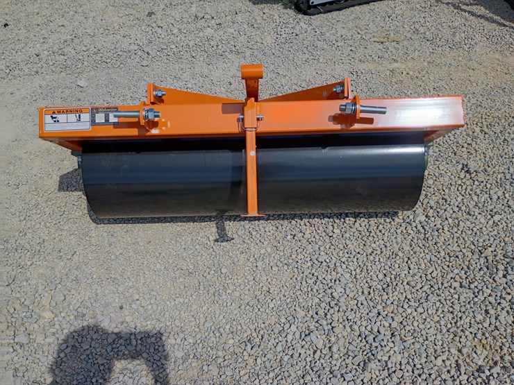 #l39-017-•-wolverine-3-point-roller-image-3