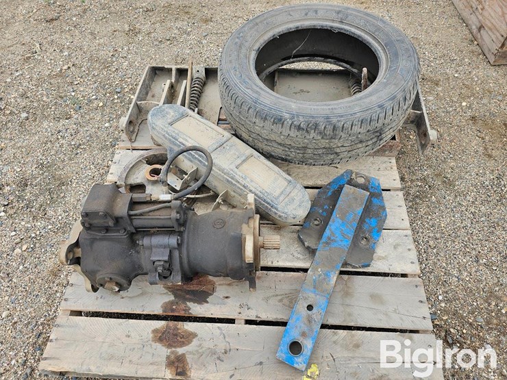 new-holland-l775-image-6