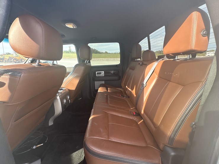 ford-f150-platinum-image-16