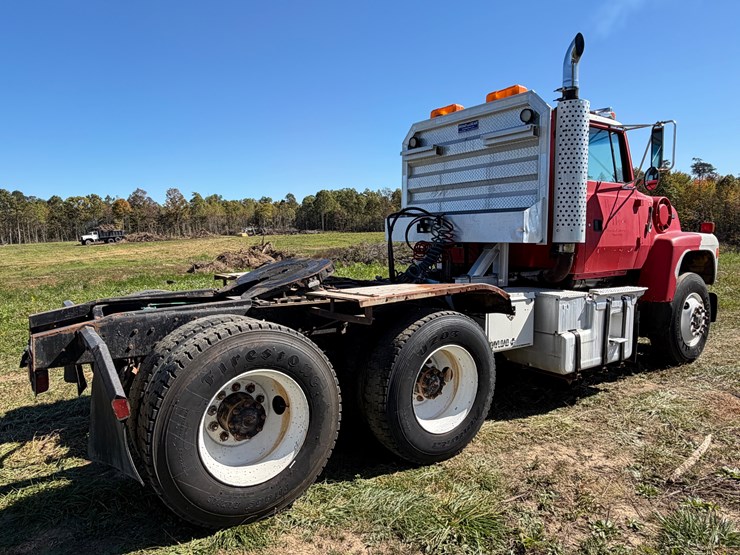 ford-l9000-image-4