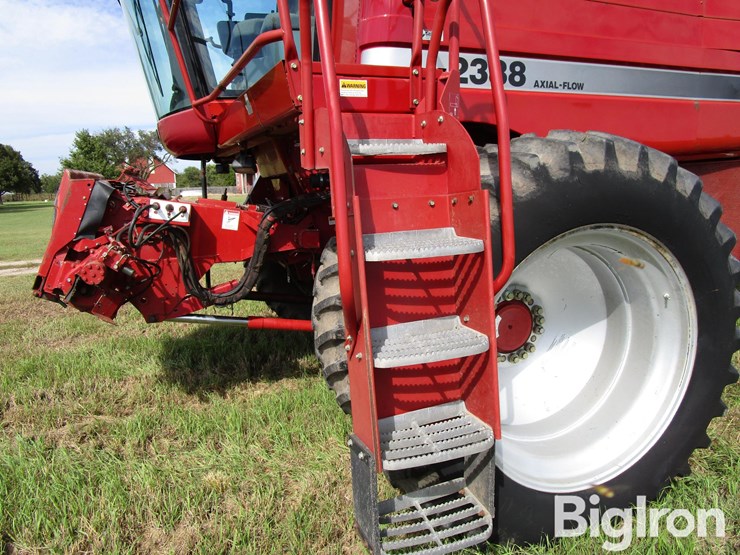 2001-case-ih-2388-image-11
