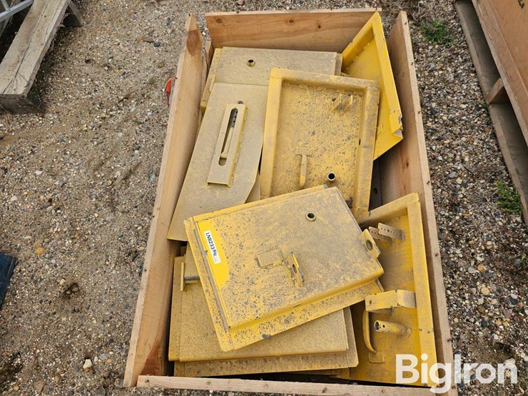new-holland-tr98-image-8